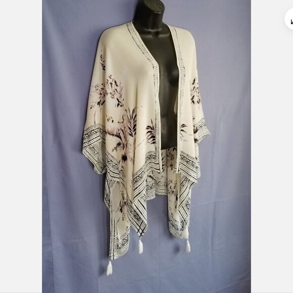 VINCE CAMUTO Ruana Cover Up Shawl Wrap Cardigan 6628E1M - Picture 4 of 11